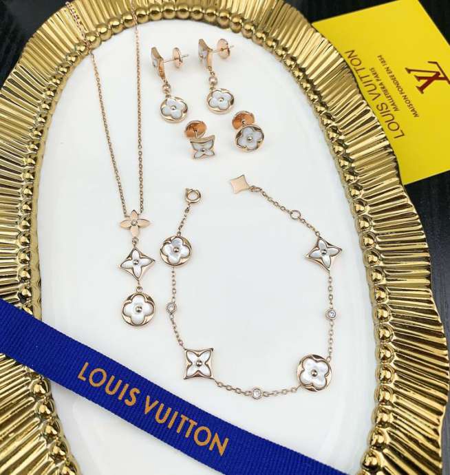 Picture of LV Sets _SKULVsuits091211013006